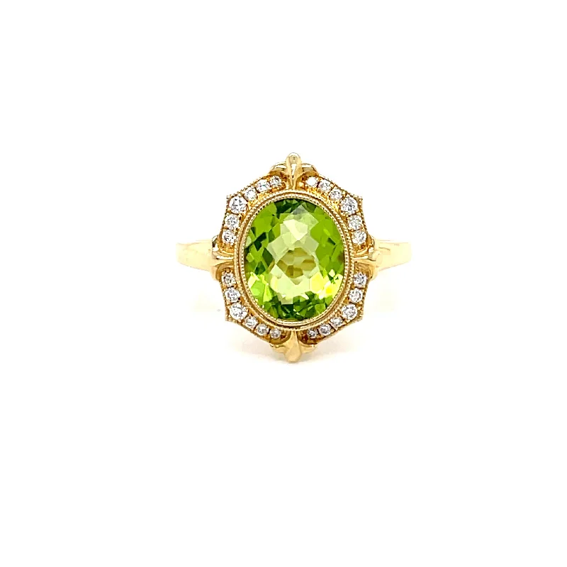 14K Yellow Gold Oval Peridot Ring with Diamond Halo