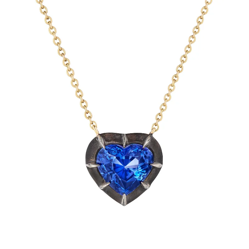 Collet Heart-Shaped Necklace - Blue Sapphire