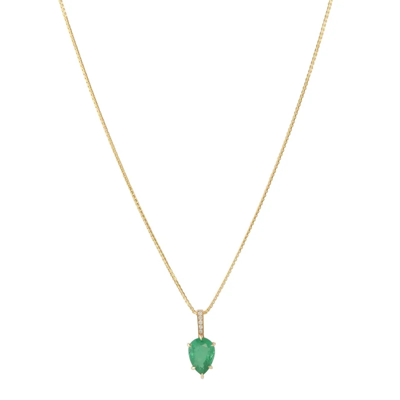 Arrow Necklace - Emerald and Diamond